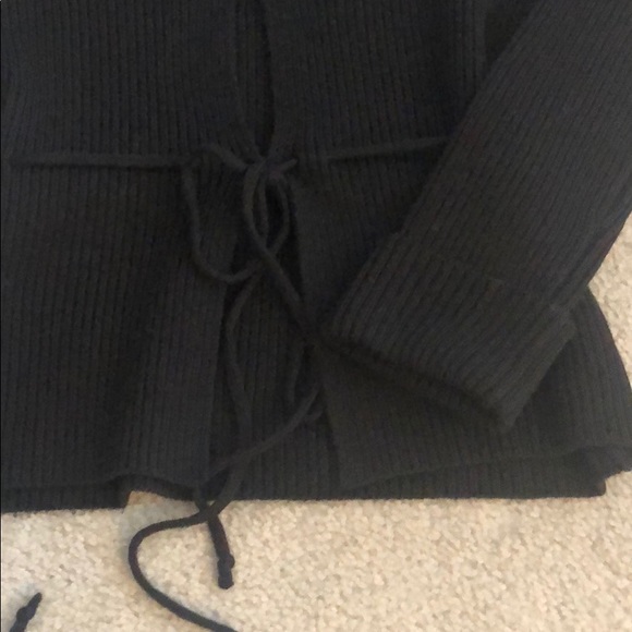 F Carriere 100% Merino Wool Sweater - Picture 7 of 7